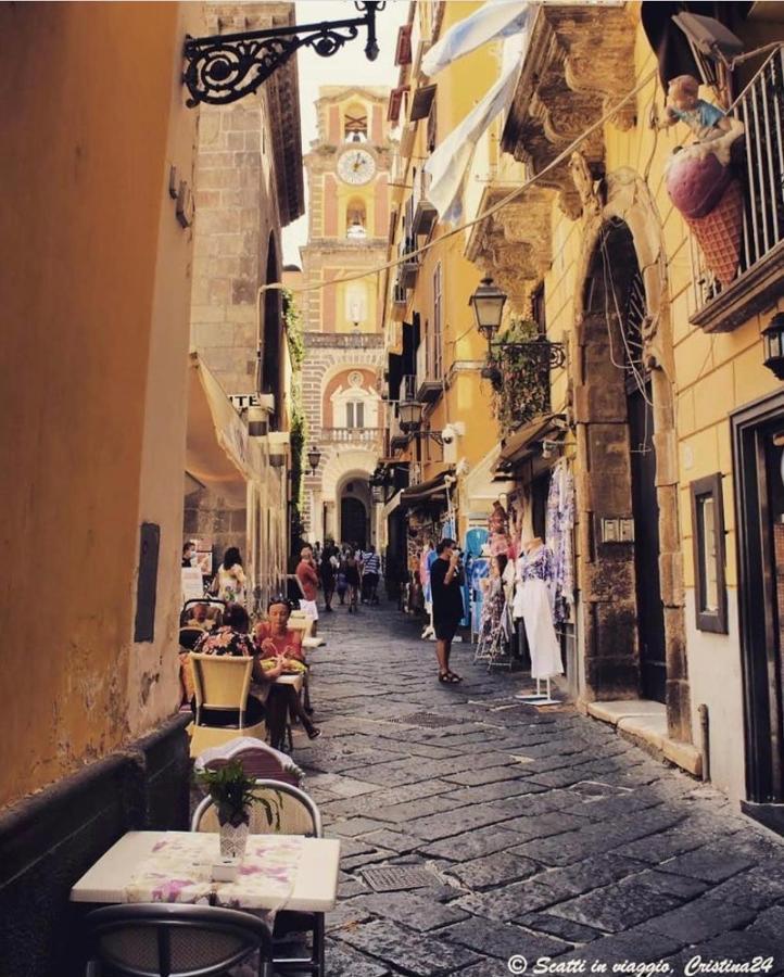 La Dimora Di Cornelia Aparthotel Sorrento Ngoại thất bức ảnh