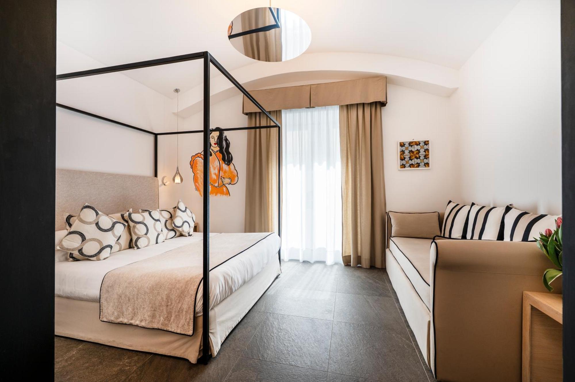 La Dimora Di Cornelia Aparthotel Sorrento Ngoại thất bức ảnh