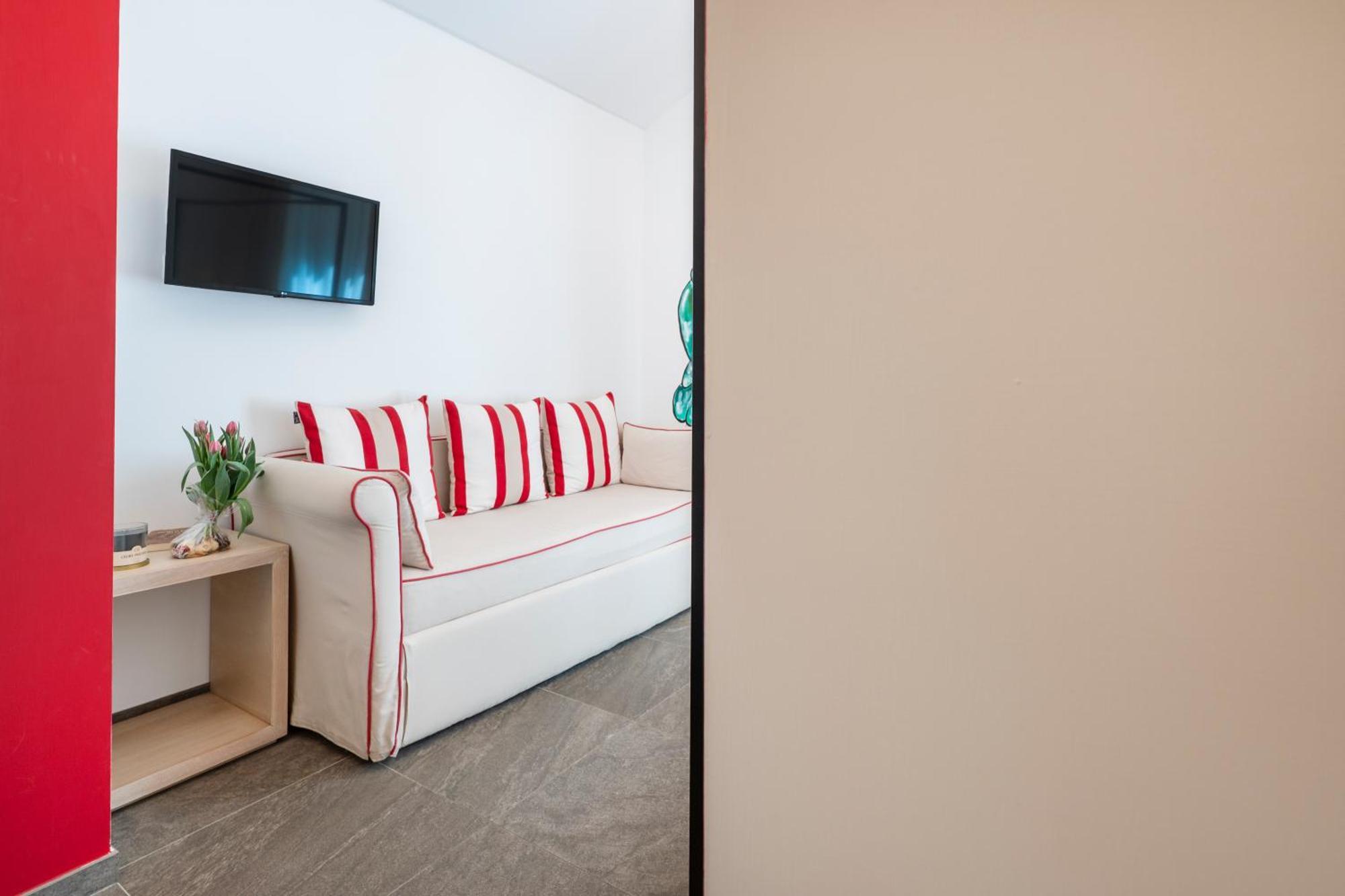 La Dimora Di Cornelia Aparthotel Sorrento Ngoại thất bức ảnh