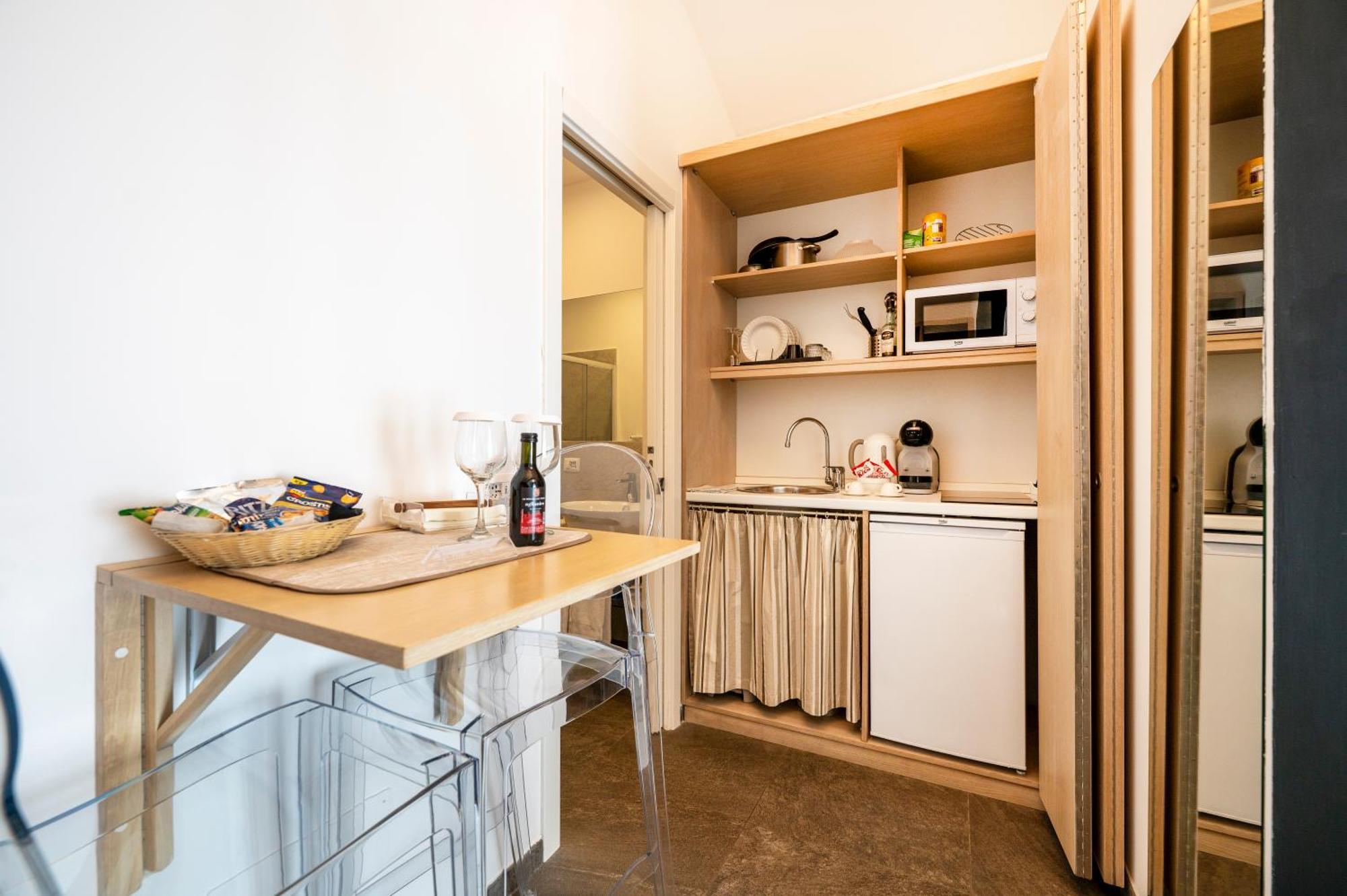 La Dimora Di Cornelia Aparthotel Sorrento Ngoại thất bức ảnh