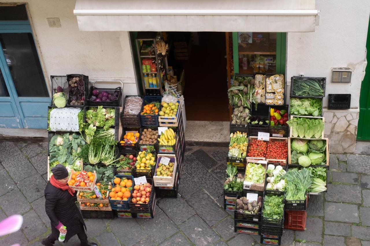 La Dimora Di Cornelia Aparthotel Sorrento Ngoại thất bức ảnh